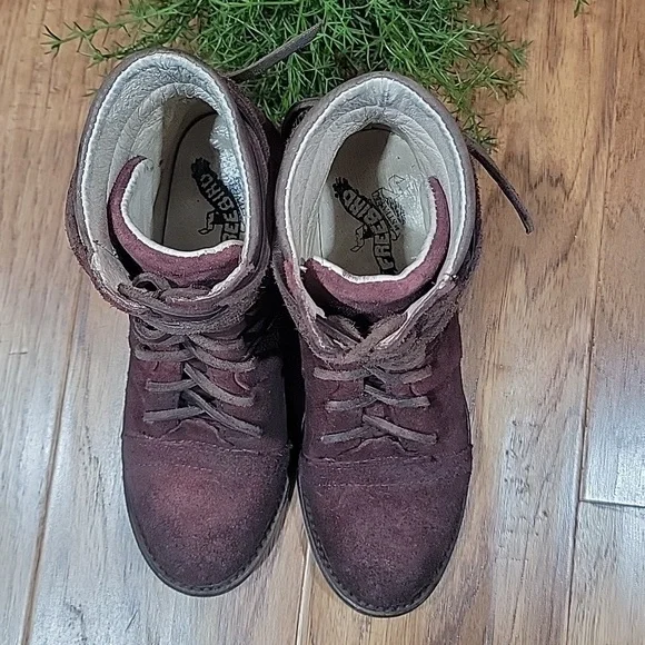 Freebird By Steven Cage in Burgundy 6 - Picture 4 of 14